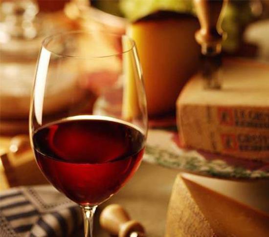 都說陳年葡萄酒值得期待,但是影響葡萄酒陳年的因素你都了解嗎
